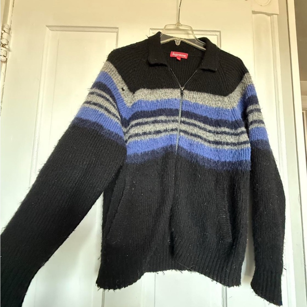Supreme zip up Sweater
